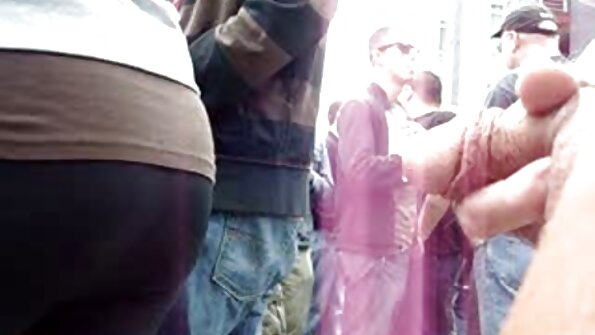 Napalona ostry sex za darmo ruda nastolatka Księżniczka wkłada dildo w swoją cipkę