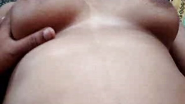 CamWithHer: Kylie film porno ostry sex pokazuje swoją seksowną bieliznę