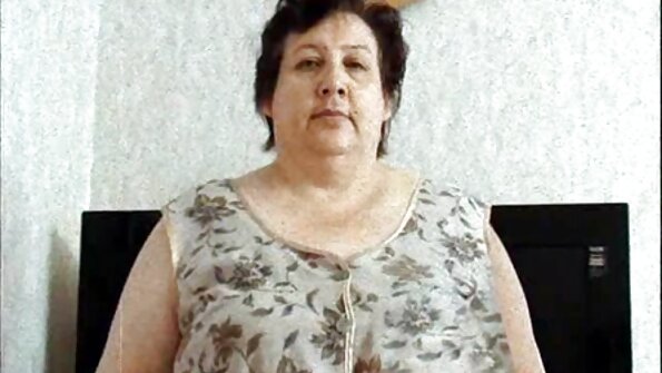 Lauren ostry seks filmy za darmo Wood w czarnym body