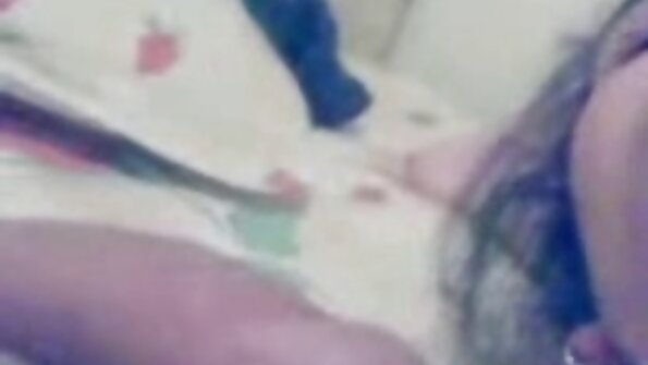 Ke bardzo podnieciła myśl, że sex darmowy ostry ludzie ją obserwują, więc po rozebraniu się z nowych ubrań, rozkłada nogi i palcami ciasną cipkę, zanim wsunie dildo głęboko w siebie. Dostała tak...