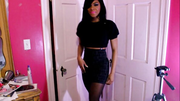 Żyjemy razem: ostre filmiki erotyczne Dillion Harper, Riley Reid — Get It Girls