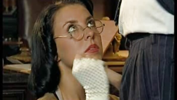 Dotyk sex ostry darmowe filmy opalania Bailey Knox